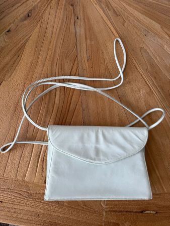 Bally Damentasche Leder Weiss guter Zustand (LETZTE CHANCE)