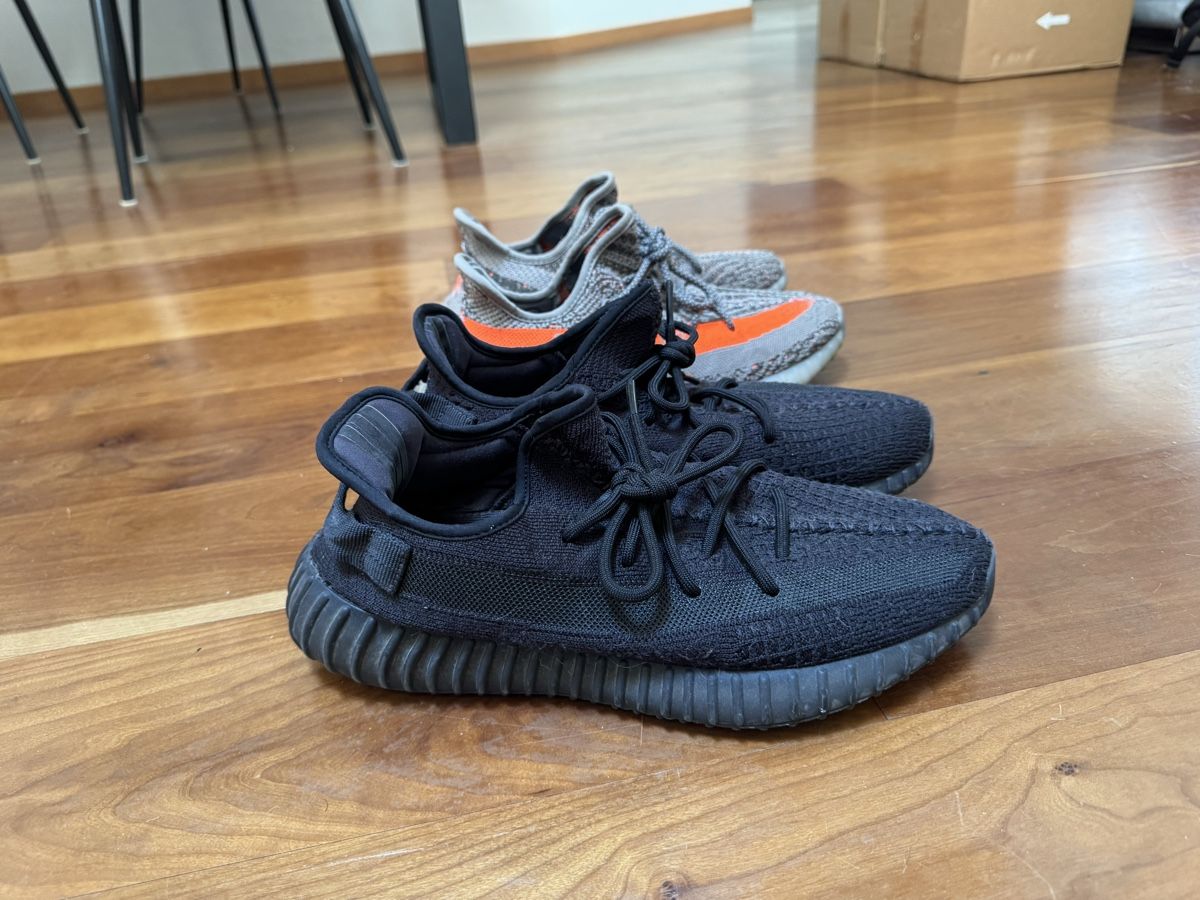 Scarpe da uomo: Yeezy Boost 350 Beluga und V2 Onyx – Usato da Wölflinswil venduto da Icygym 3