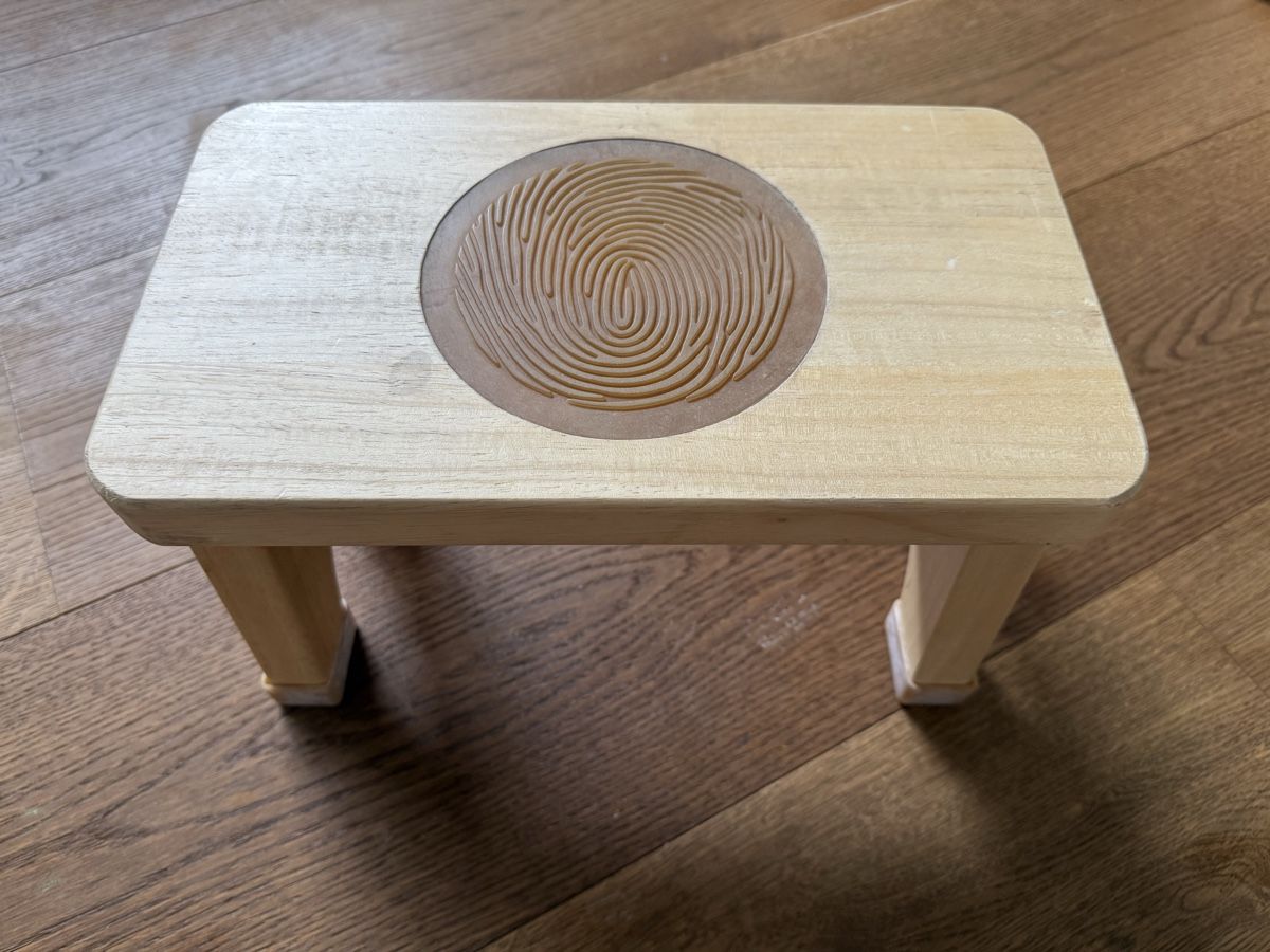 Hocker: Hevea Rubber Wood Stool Hocker  – Gebraucht aus Fidaz von Mirabern