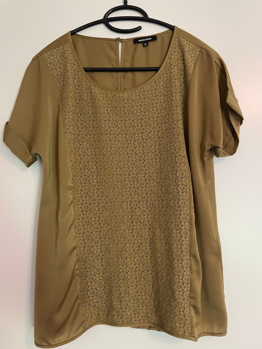 More & More Blusen: Bluse More & More kurzarm Gr. 34 olivegrün – Gebraucht aus Schmitten FR von ancaob