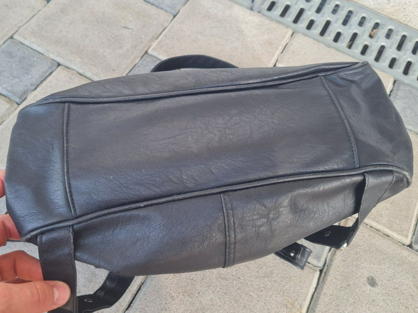 Taschen für Damen: Handtasche / Schwarz-Silber / Damen – Gebraucht aus Safenwil von Husqi2000 9