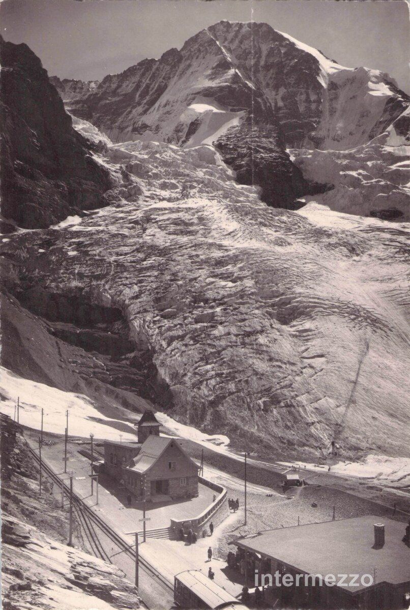 Cartoline postali: Wengen BE // 1928 Zahnrad Bahn Station Eigergletscher – Usato da Basel venduto da intermezzo12