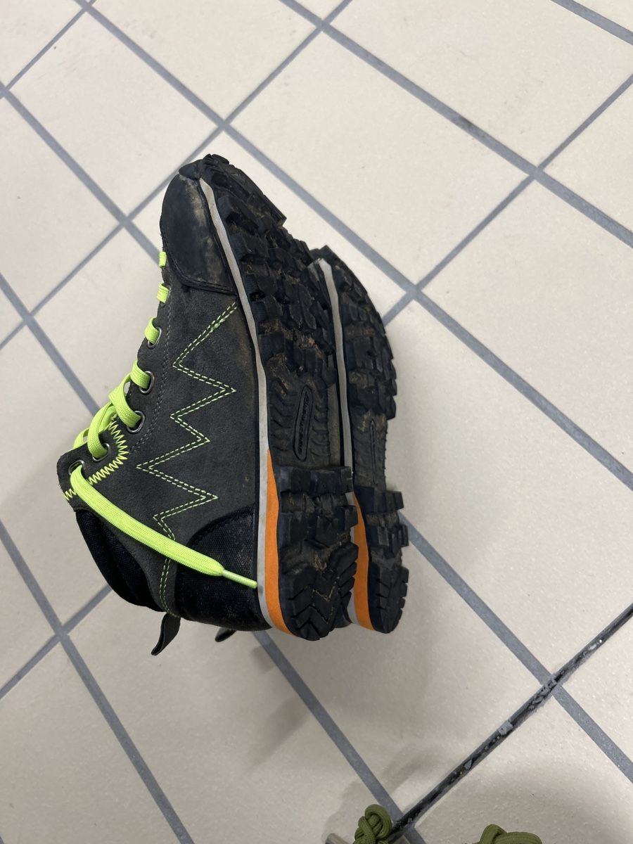 Scarpe da uomo: Alpine Pro Wanderschuhe, Top Zustand, Grösse 37 – Usato da Umiken venduto da AzizaAmar20 3