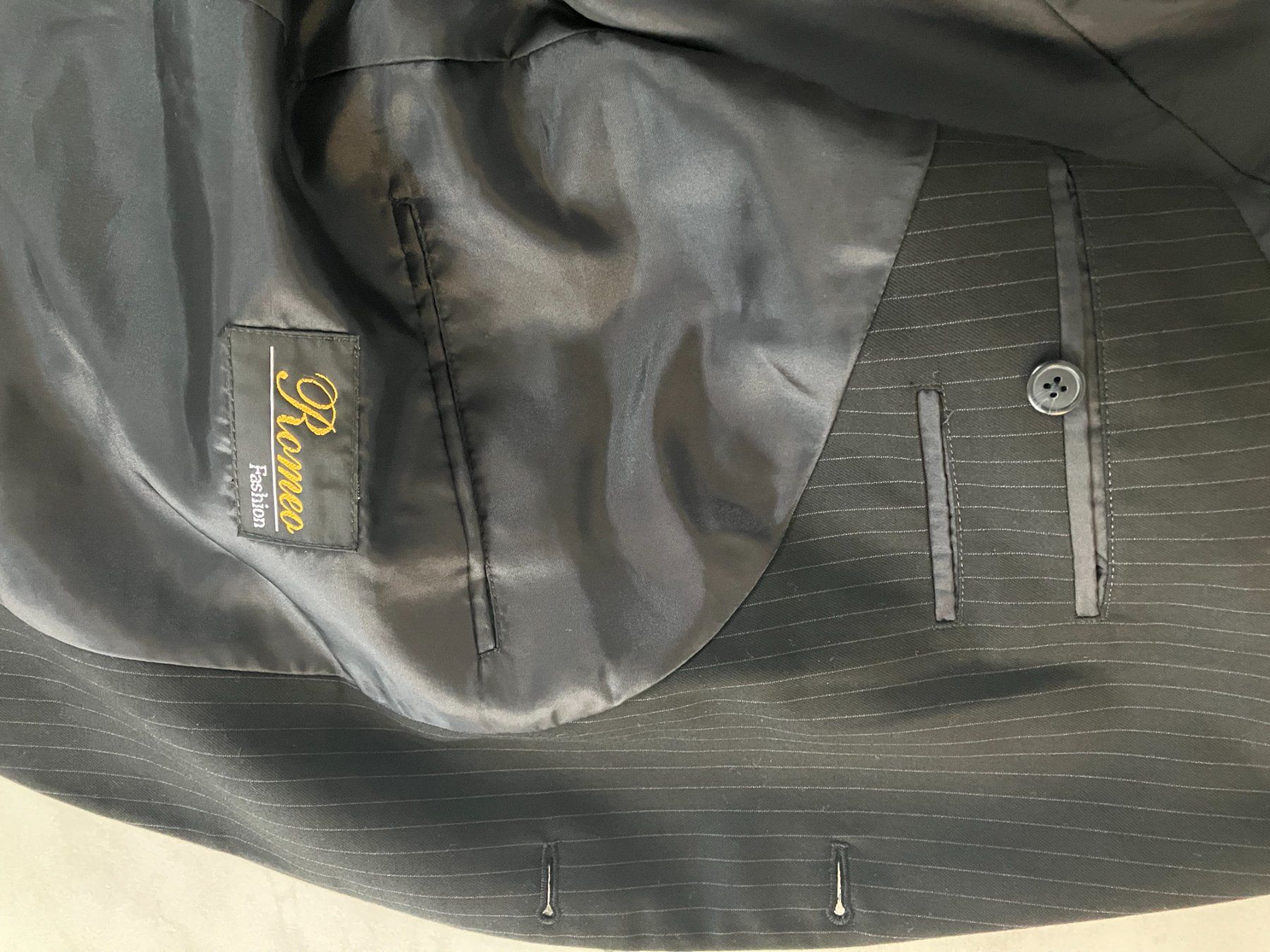 Costumes: Herren Anzug XXL – D'occasion à Abtwil AG par Swissraver 5