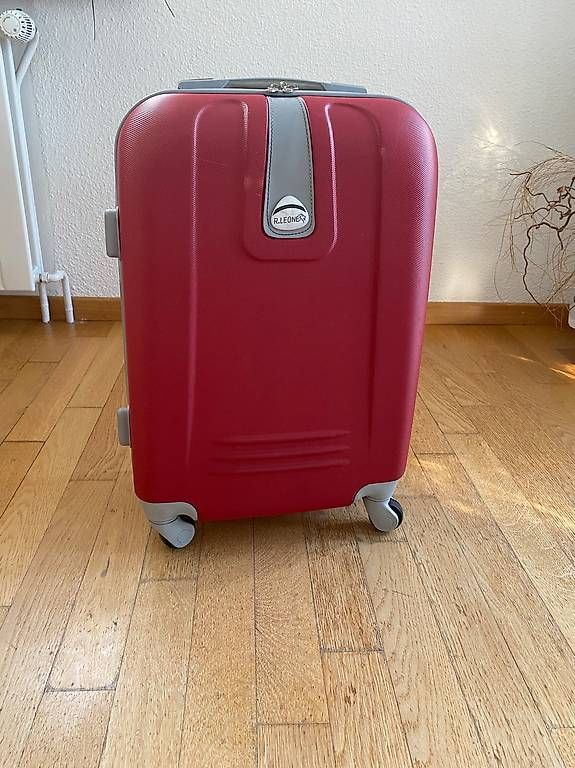 Valigie: Valigia a mano 46cm X 20cm – Usato da Lugano venduto da dir_5287