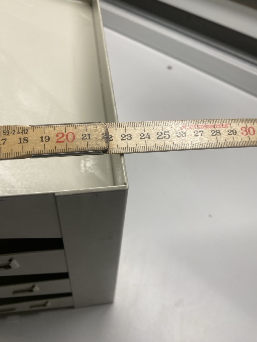 Sistemi di archiviazione: Vintage Papierablage ab 1.- – Usato da Wabern venduto da HK-Design 3