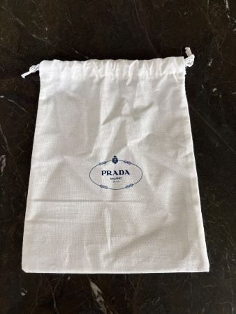 Neu! Original Prada Staubbeutel