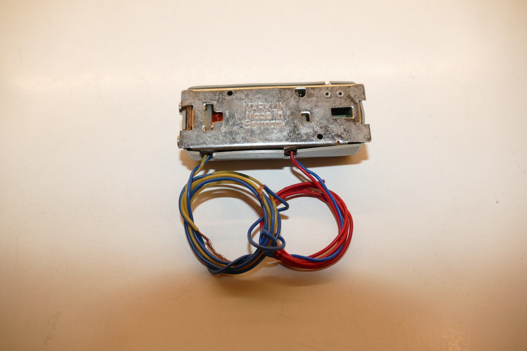Märklin Modellini di ferrovie: Märklin H0: Universal Fernschalter – Usato da Niederhasli venduto da rail-duerst 3