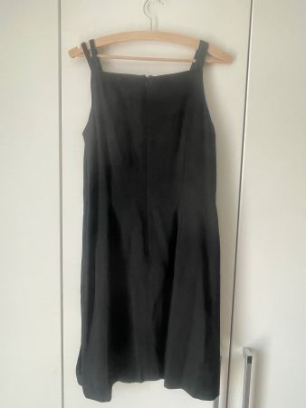 Kleid schwarz Grösse 38 neuwertig