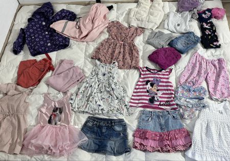 Gut erhaltenes Kleiderpaket Mädchen Gr. 98