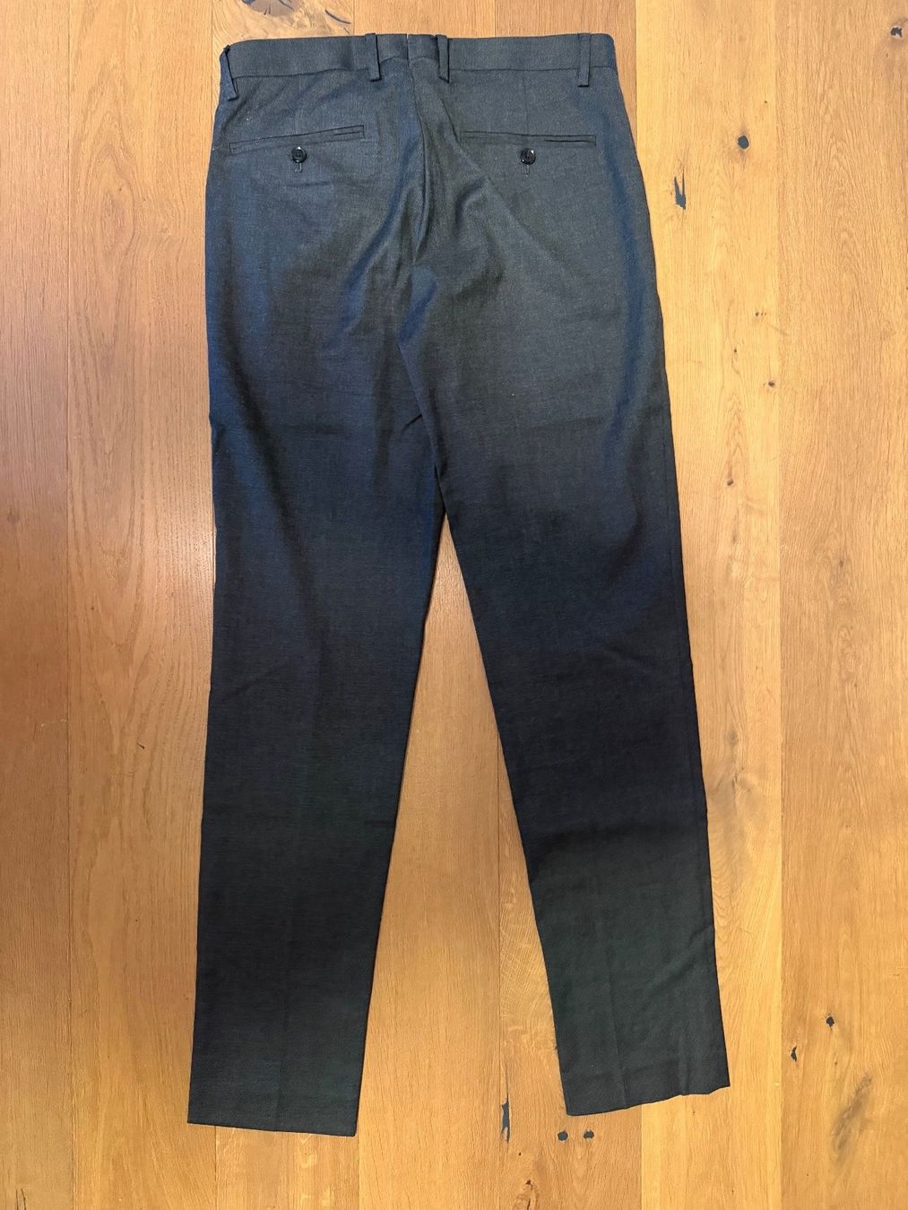 Mango Jeans: Mango Man Slim Fit Stoffhose Anthrazit EU 40 – Gebraucht aus Oberwil BL von noe_25q5 2