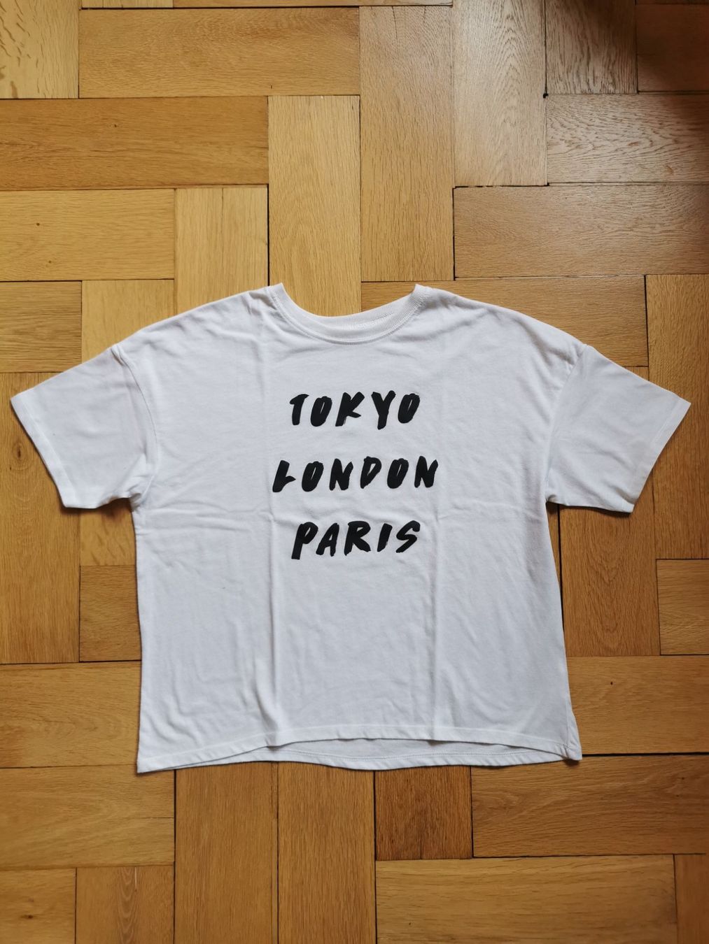 T-Shirts: T-Shirt – Gebraucht aus Bern von Linii