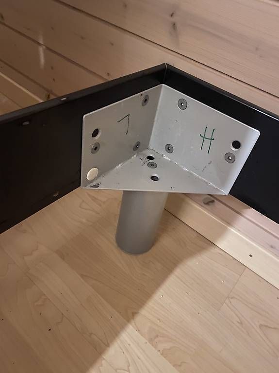 Letti: Pfister Bett schwarz 160 x 200 cm – Usato da Neuhausen venduto da Melkun1113 1