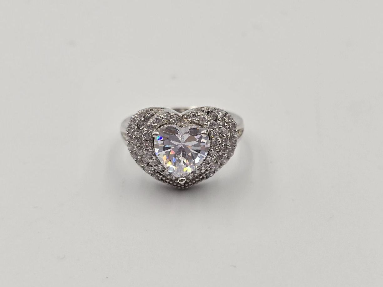 Anelli: Ring Herz Silber 935 Zirkonia Gr. 53 – Nuovo e nell'imballaggio originale da Zug venduto da gold.schmuck
