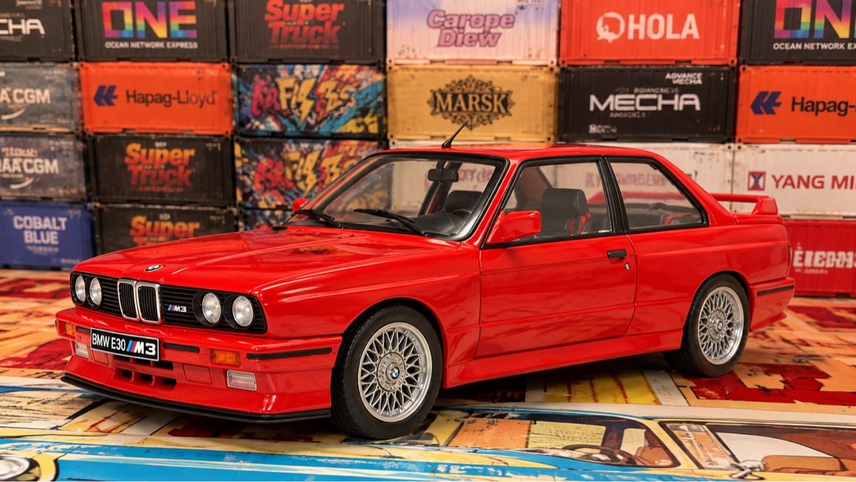 BMW Modellautos: BMW M3 E30 rot 1:18 ungeöffnet  – Neu und originalverpackt aus Basel von GlaihuenigeCars2025
