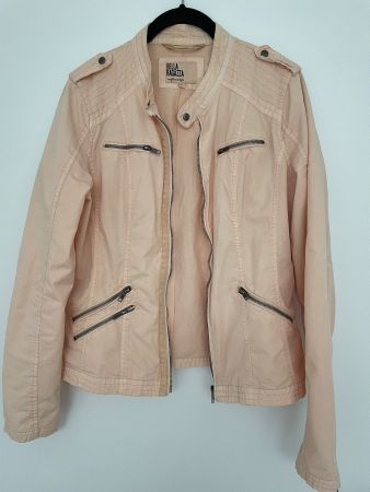 Übergangs-Jacke im Bikerstiel mit Reissverschluss, top!