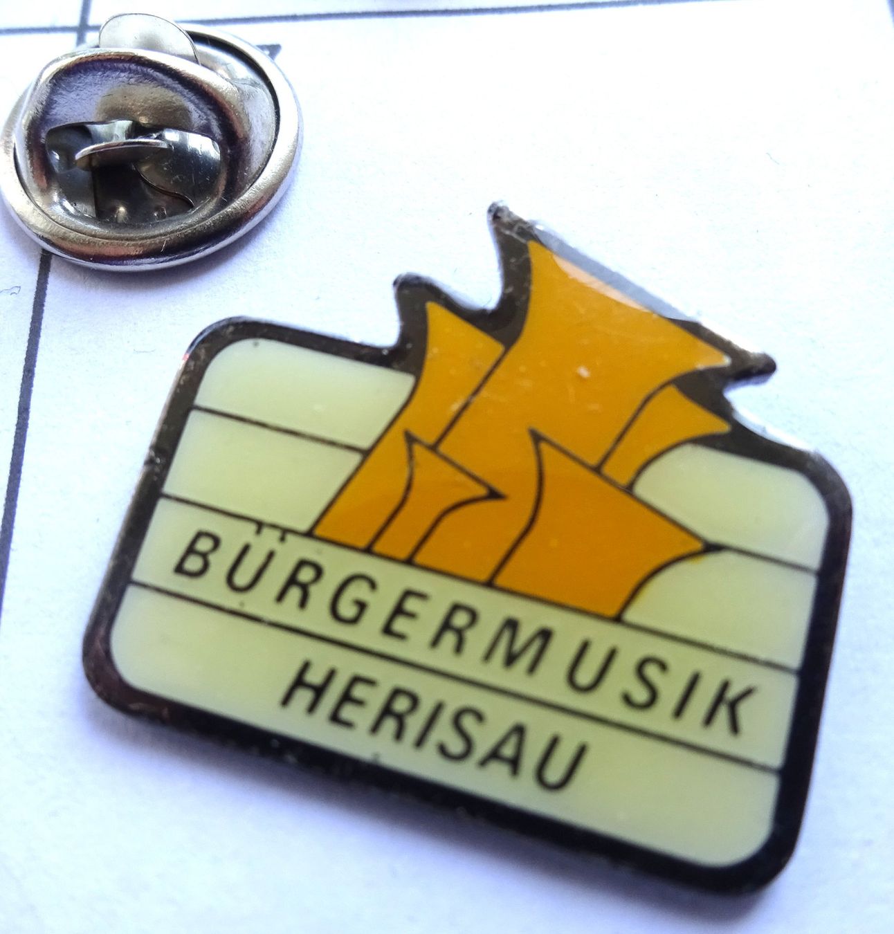Placchette & Badge: Pin Bürgermusik Herisau – Usato da Utzenstorf venduto da BUtter81