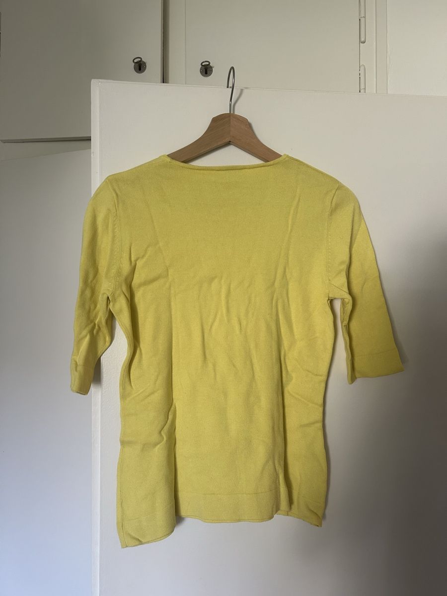 Top: Yellow 3/4 sleeve top  – Usato da Zürich venduto da ori_9dcy 3