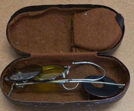 Antike Schiessbrille / Schützenbrille Walter Gehmann