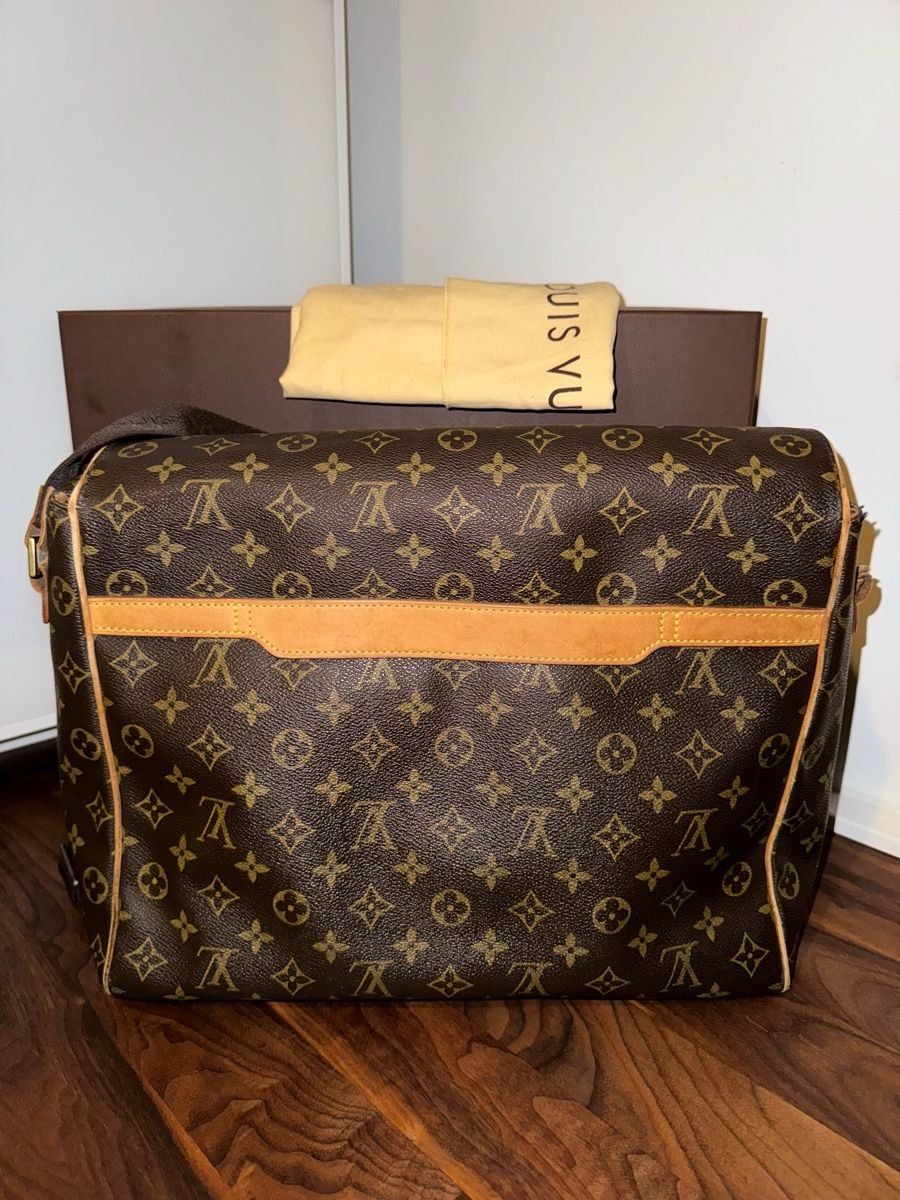 Louis Vuitton Taschen: Louis Vuitton Bastille Umhängetasche – Gebraucht aus Frenkendorf von banemk12 2