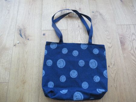 Praktische Einkaufs- Stofftasche, Blau mit Smilymotiv