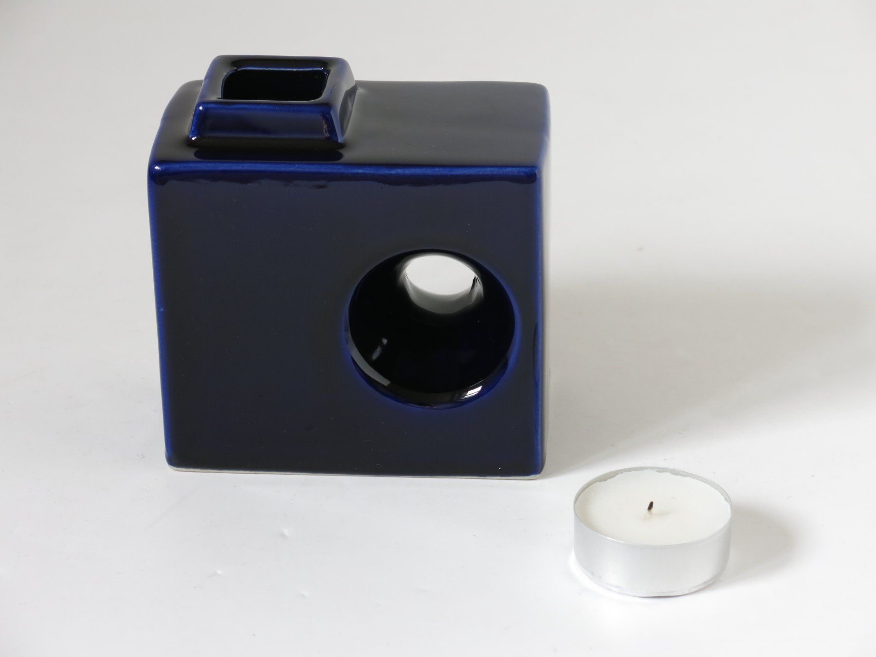 Vasi & Recipienti: Vase vintage violet années 60 – Usato da Neuchâtel venduto da heloisa 2