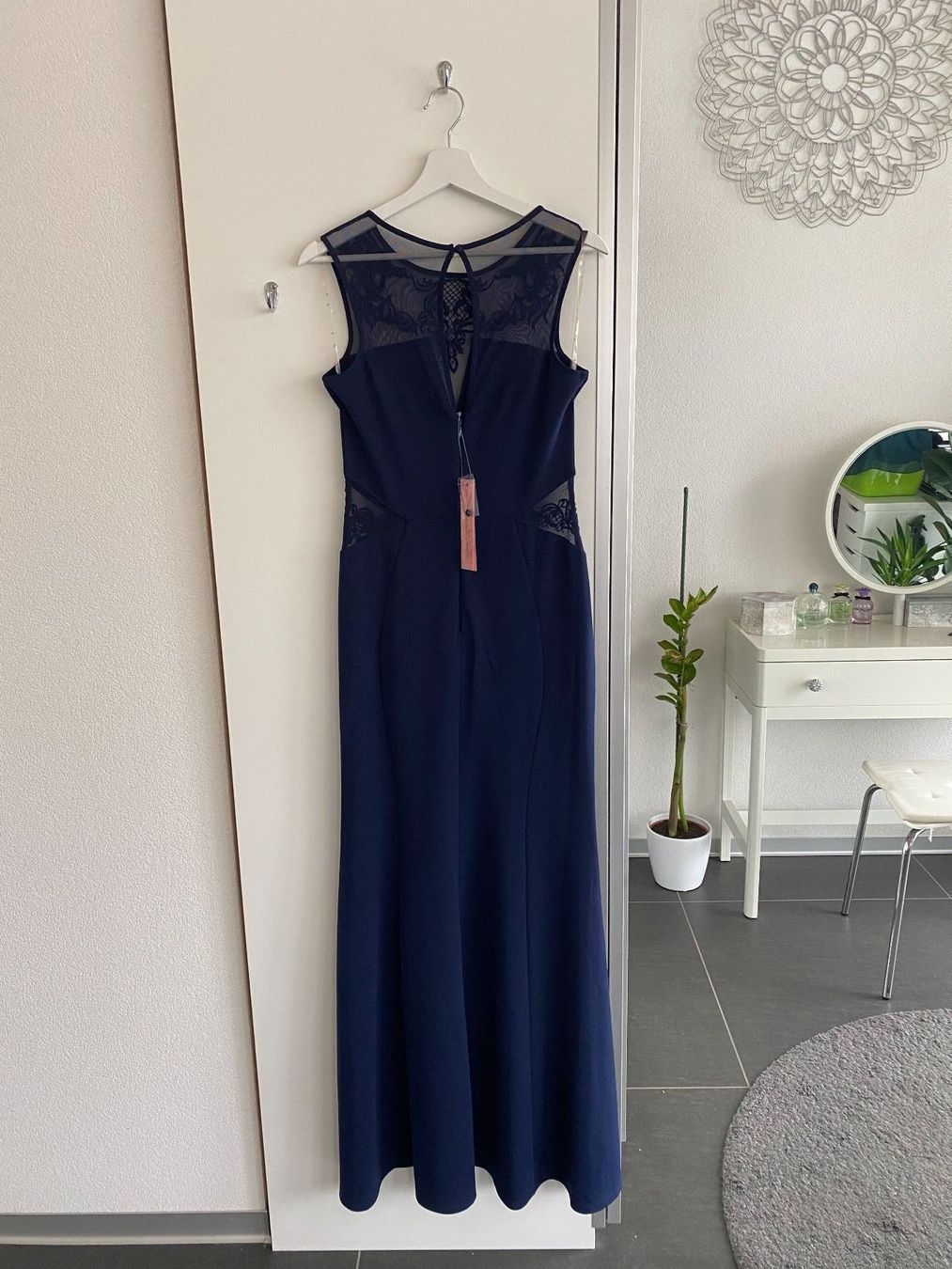 Vestiti: Lipsy Maxi Abendkleid Blau Gr. 40 – Nuovo e nell'imballaggio originale da Baden venduto da CompraCaro 2