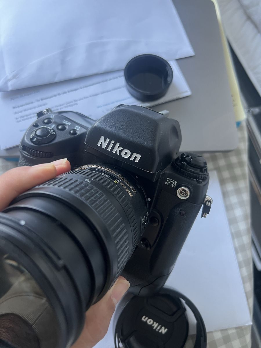 Nikon Kamera: Nikon F5 mit Objektiv  – Gebraucht aus Zürich von jao_2bx7 7