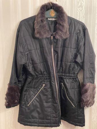 Eleganter Wintermantel Jacke Grösse 40
