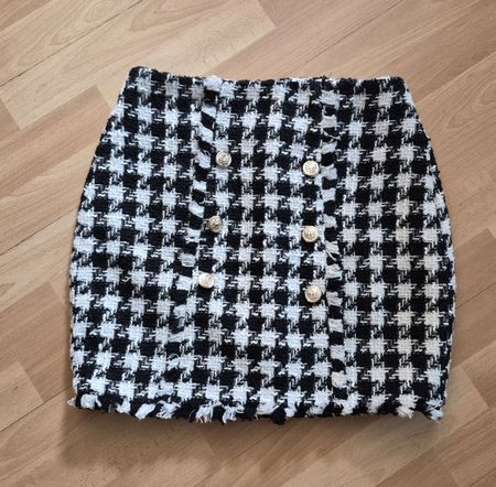 Amisu Minirock schwarz-weiss kariert Grösse 38 