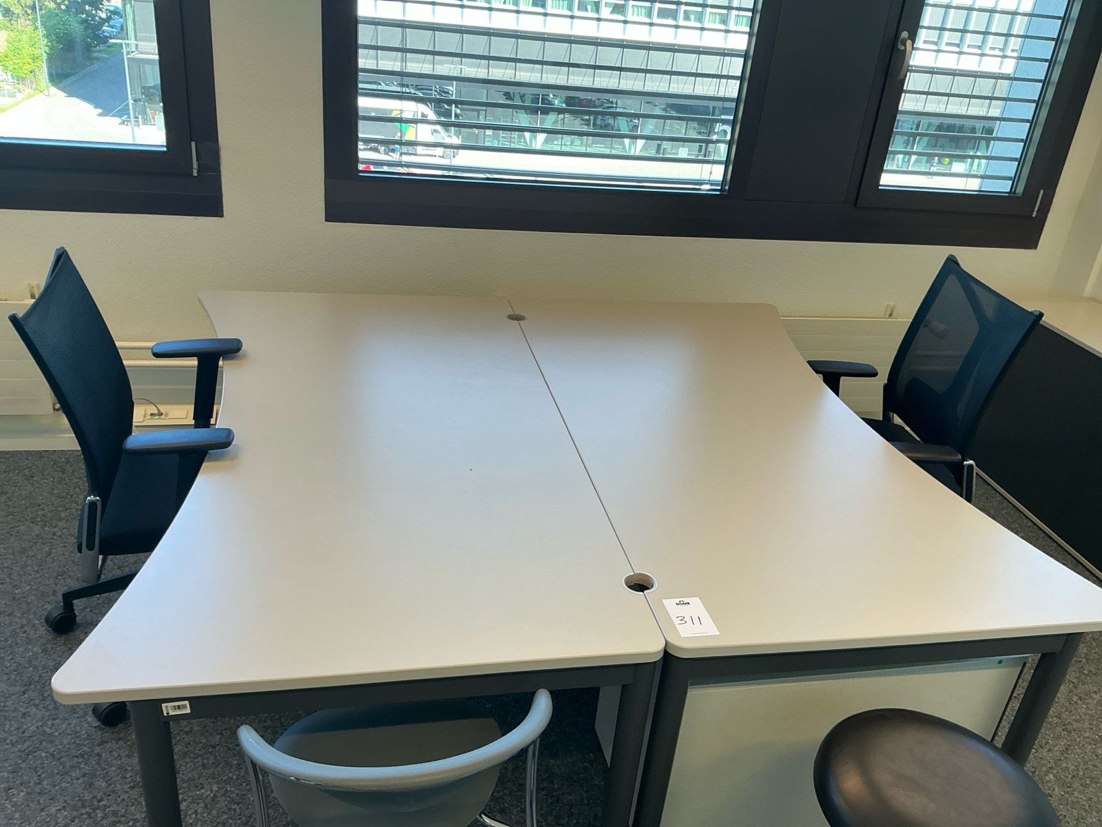 Scrivanie: Hochwertige Büromöbel – Usato da Zürich venduto da PIPM_Switzerland 8