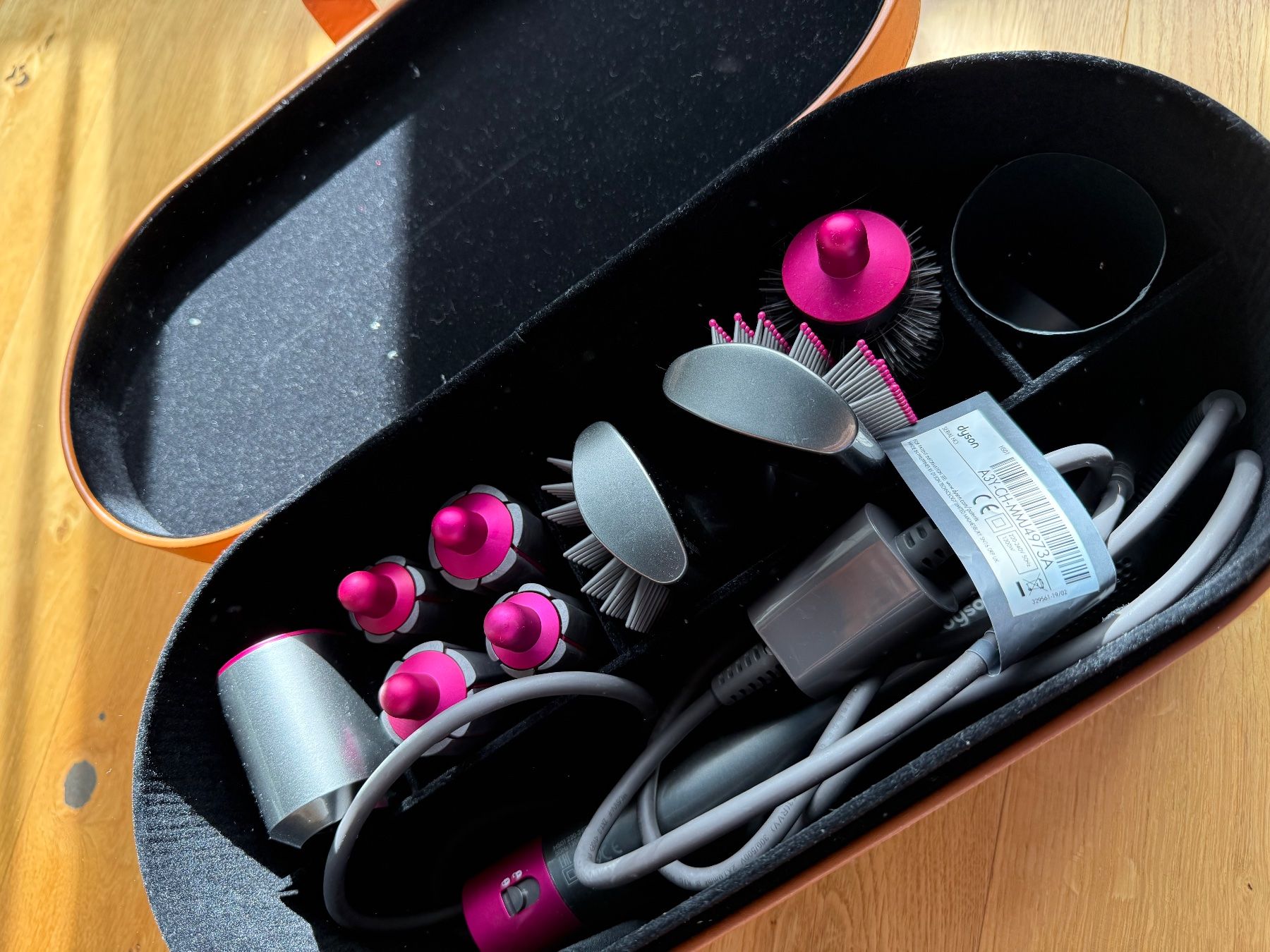 Dyson Piastre & Arricciacapelli: Appareil de coiffage Dyson Airwrap – Usato da St-Maurice venduto da Sandrinette123