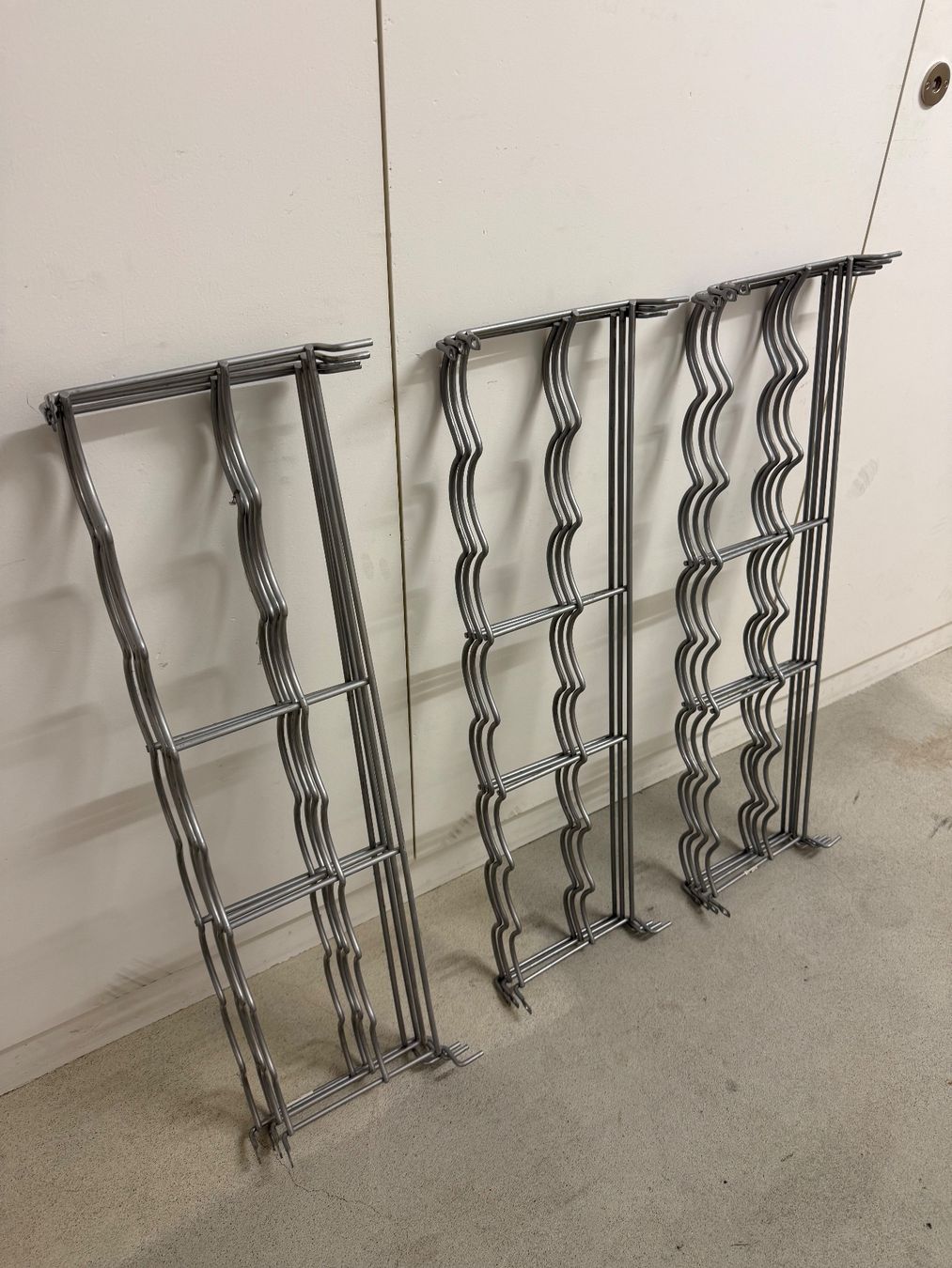 Ikea Étagères: 11 Stück IVAR Flaschenbord – D'occasion à Eglisau par PD0970