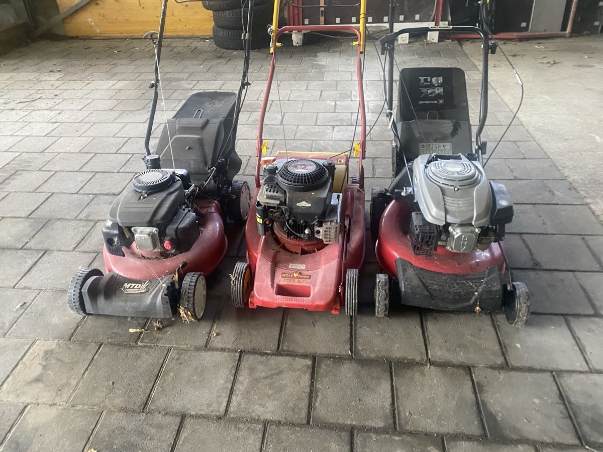 Tagliaerba: Lot de 3 tondeuses défectueuse  – Difettoso da Yverdon les bains venduto da Tquad1400 1