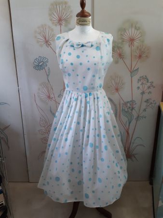 Vintage Kleid in blau und weissen punkten,  50er Jahre