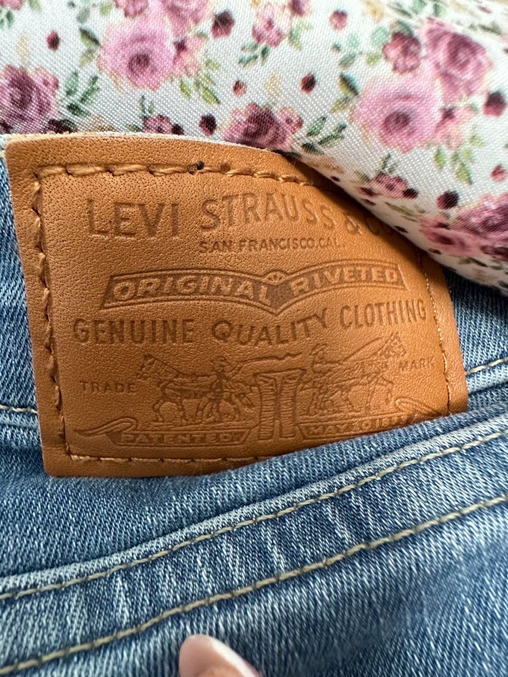 Levi's Jeans: Jeans LEVI'S Super skinny t.XS – Nuovo (secondo la descrizione) da Vandoeuvres venduto da Zoccoli11 2