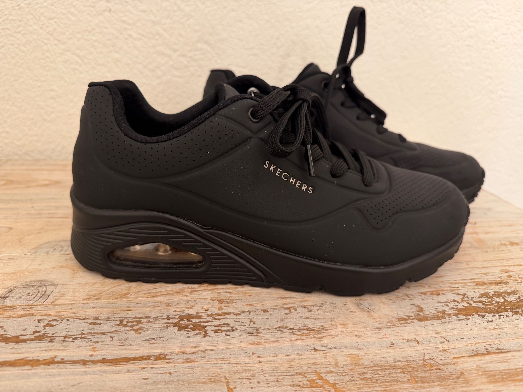 Skechers Chaussures femmes: Damen Sneaker Skechers Grösse 39 – D'occasion à Wolfwil par Inseider12 1