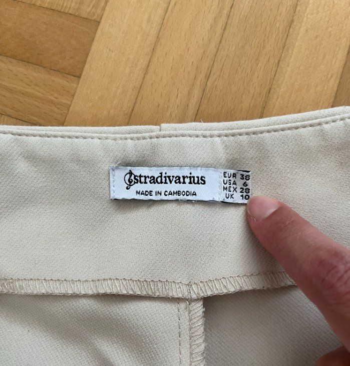 Stradivarius Pantaloni: Stradivarius Hose, Beige, Gr.38 – Usato da Adliswil venduto da rit_z7rt 1