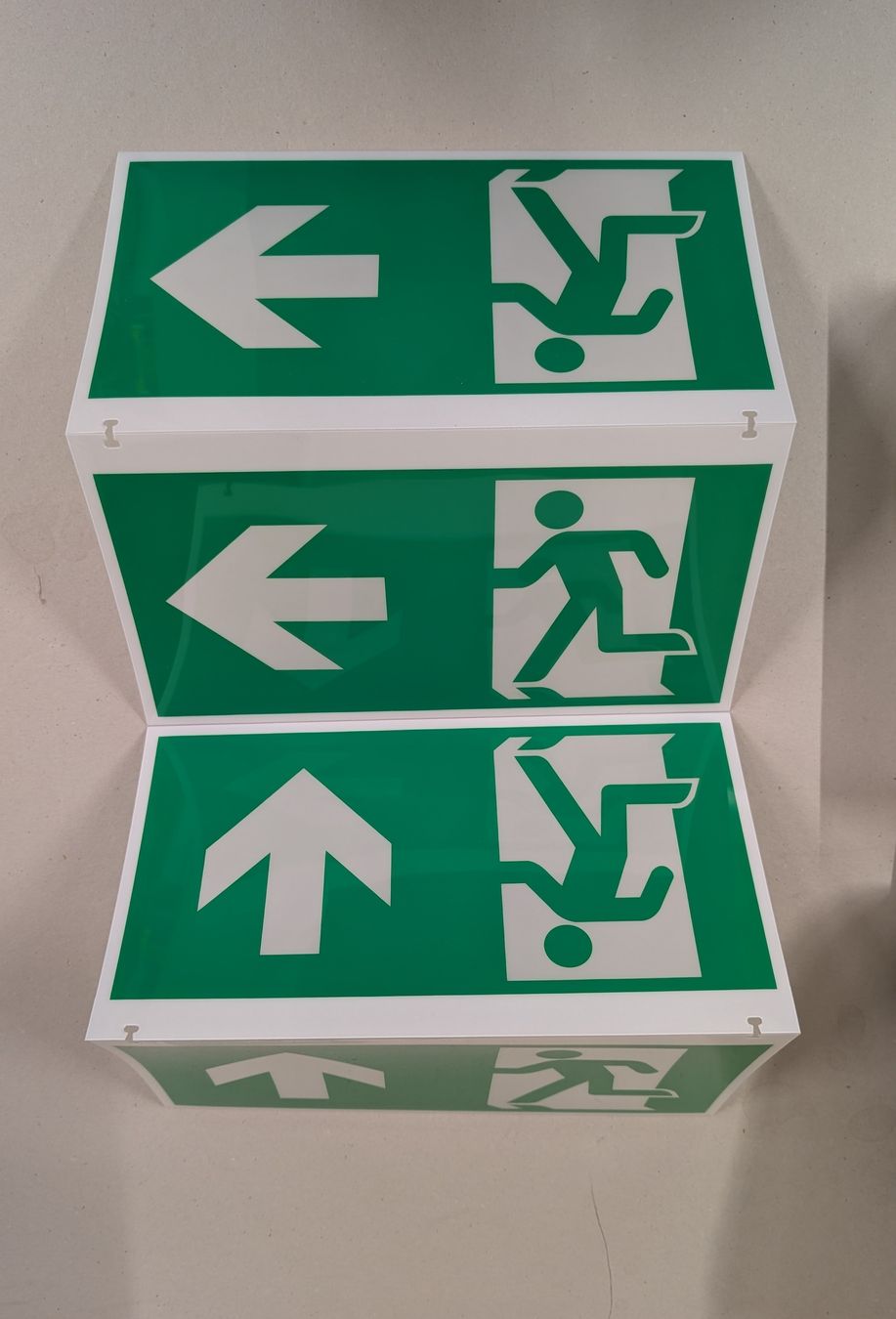 Lampade: Exit-Leuchte / Fluchtwegleuchte / Notleuchte – Nuovo e nell'imballaggio originale da Volketswil venduto da mar_c5pv 5