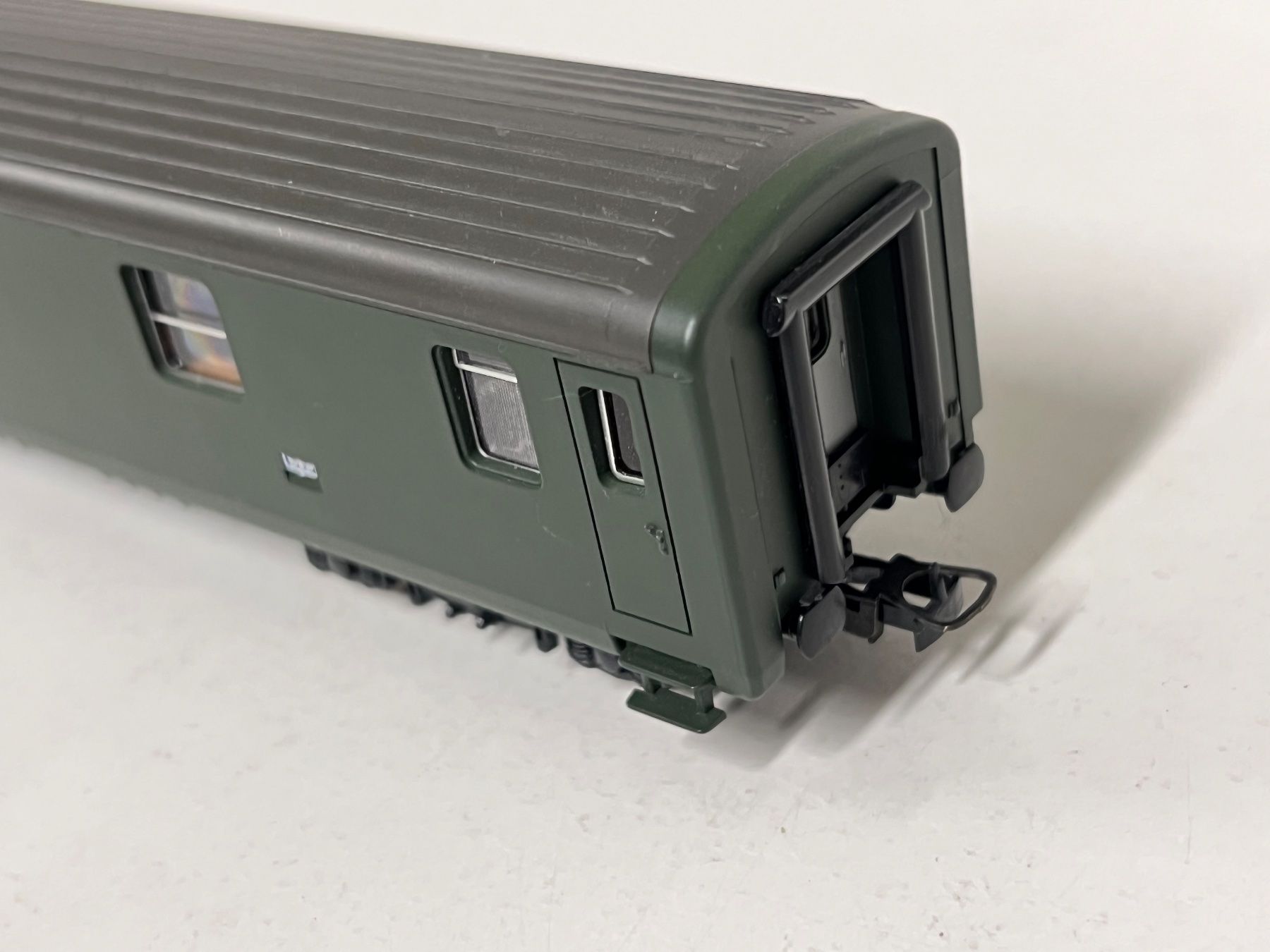 Roco Modellini di ferrovie: Roco Post SBB 954   POSTWAGEN 50 85 00-33 954-6 H0 DC – Usato da Neuenhof venduto da ludovicco 4