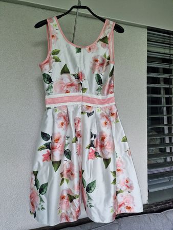 Fervente Kleid Gr. 40