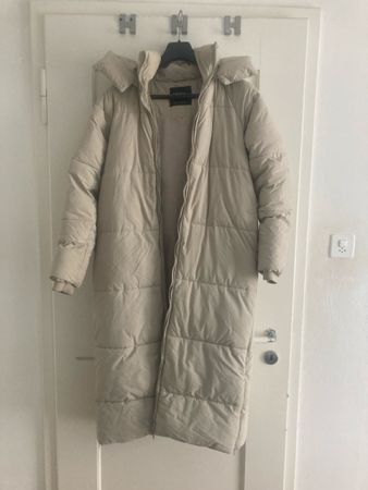 Zara Wintermantel, Grösse M, Farbe     Beige!