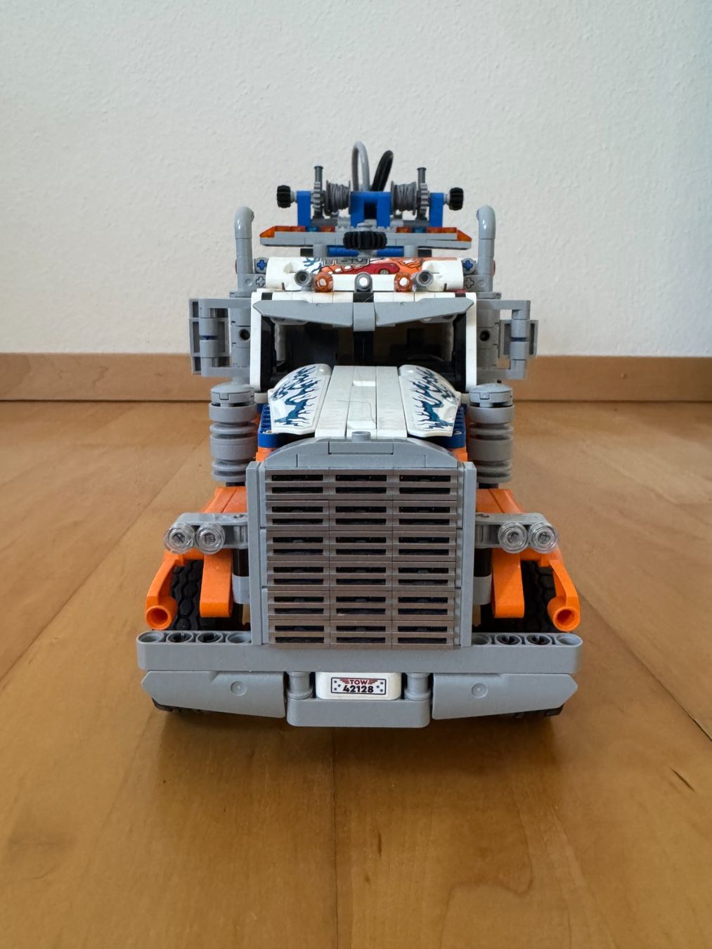 Lego Kit di costruzioni: LEGO Technic 42128 Schwerlast-Abschleppwagen – Usato da Nänikon venduto da 8610pb 1