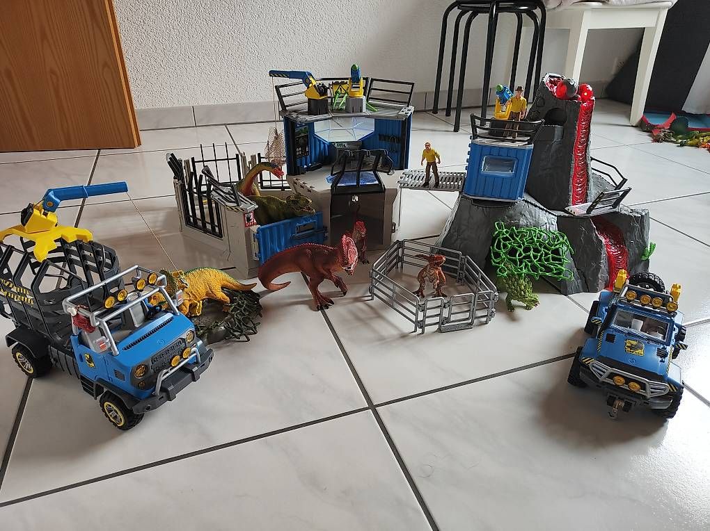 Giocattoli: Schleich Dinosaurier 4er Set – Usato da Necker venduto da dissipativ 4