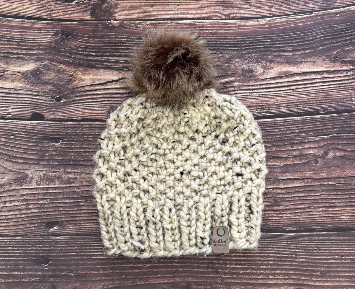 Chapeaux, bonnets & casquettes: Bonnet neuf pièce unique – Neuf avec emballage d'origine à Randogne par BonnieG 2