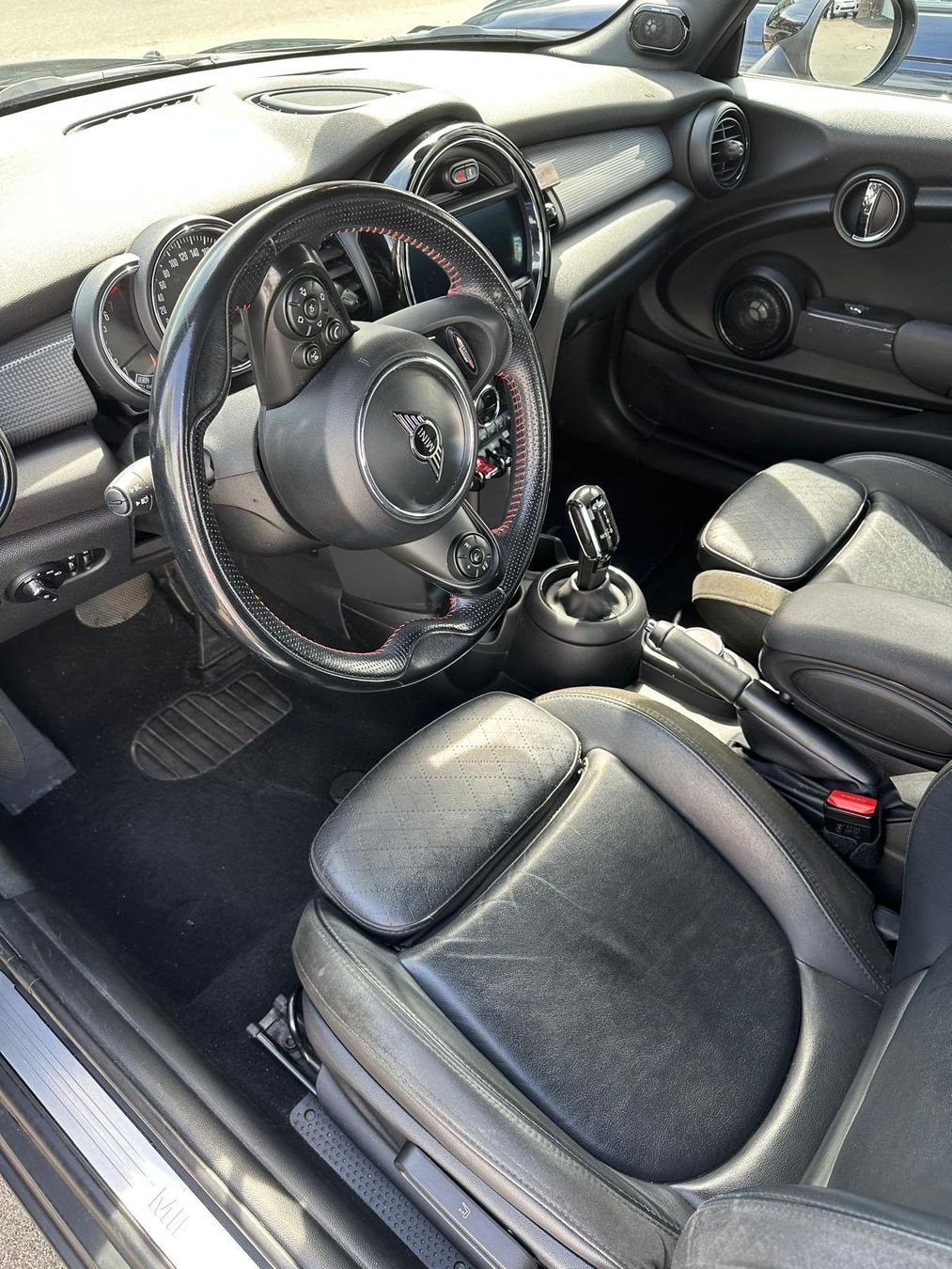 Mini Autos: MINI CABRIOLET BLACK – Gebraucht aus Luzern von Fairtrader66 2