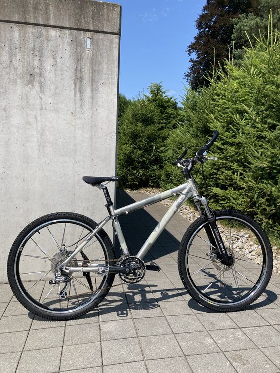 Giant Vélos: Tolles Mountain-Bike - Giant XtC-3 Off road series – D'occasion à Meggen par HepiPepi 1