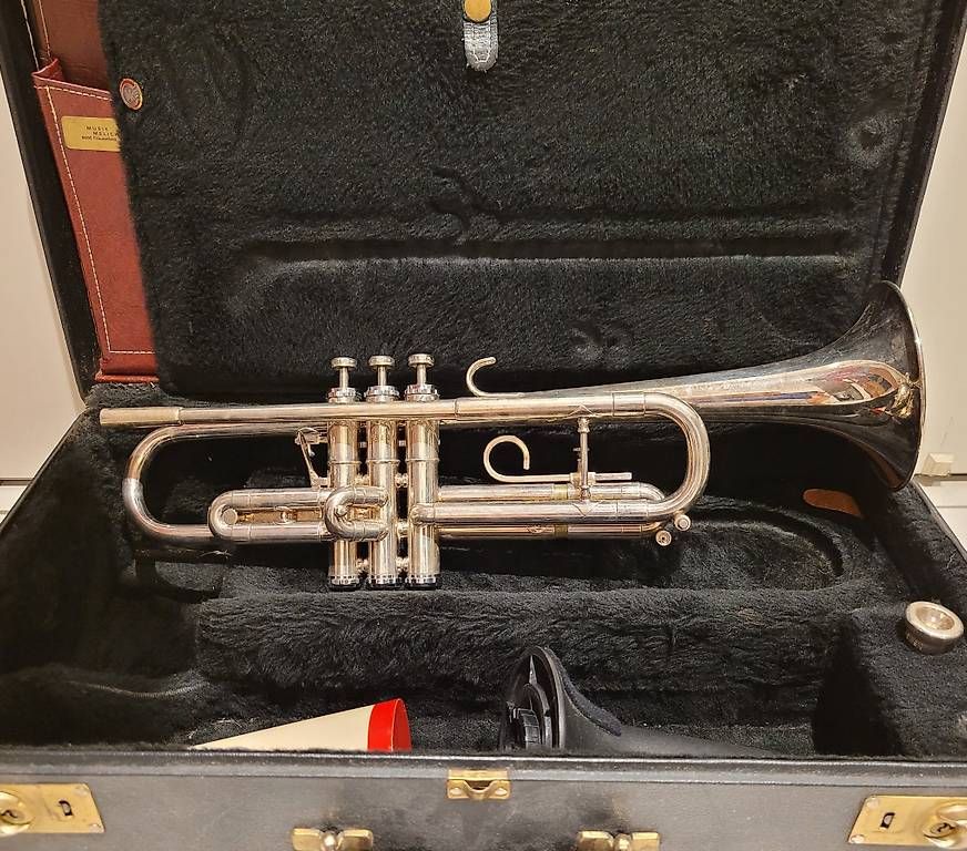 Strumenti musicali: Trompete Eterna von Getzen – Usato da Frauenfeld venduto da Tumulu 2