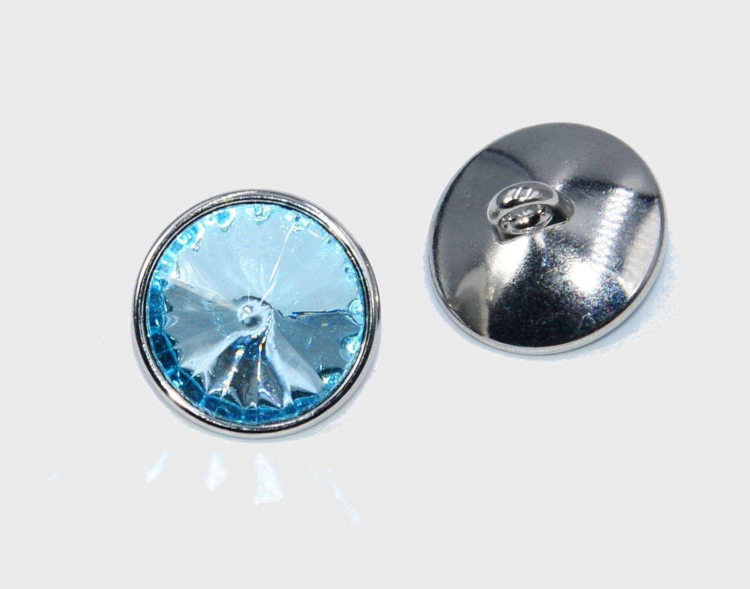Bottoni: 5 Knöpfe mit Glitzerstein hellblau - 18 mm – Nuovo (secondo la descrizione) da Luzern venduto da -gwunderchischtli-