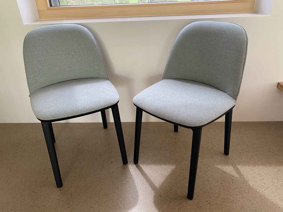 Vitra Poltrone: Chaises Vitra Softshell side chair bleu gris Bourroullec – Nuovo (secondo la descrizione) da Les Breuleux venduto da mya393